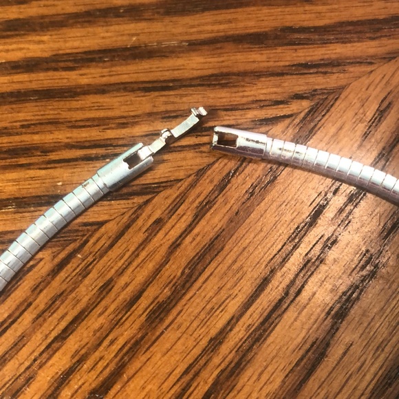 Cross pendant silver tone snake chain necklace - Picture 5 of 7